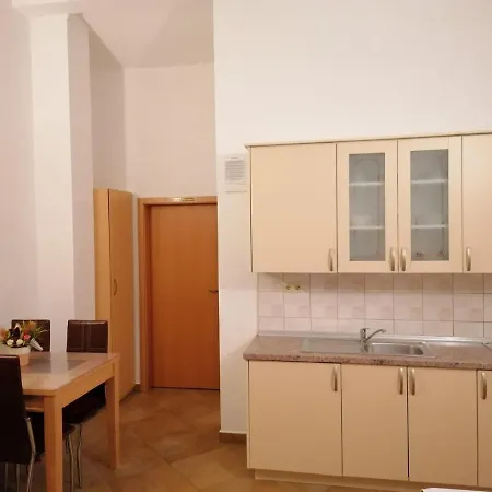 Lejlighed Maca - Seaview & Private Parking