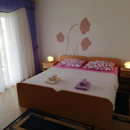 Maca - Seaview & Private Parking